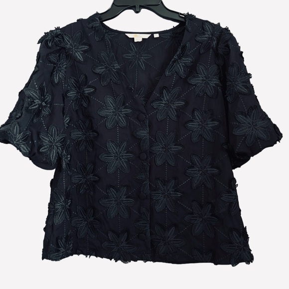 Boden Tops - BODEN Top Floral Lace Embroidered Blouse Black Size 4 puff sleeve